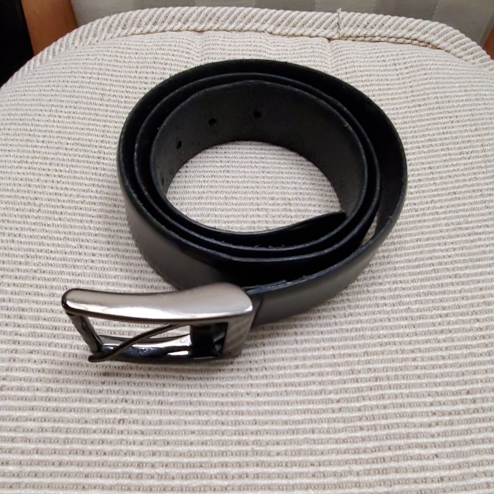 BACHRACH black Italian leather belt